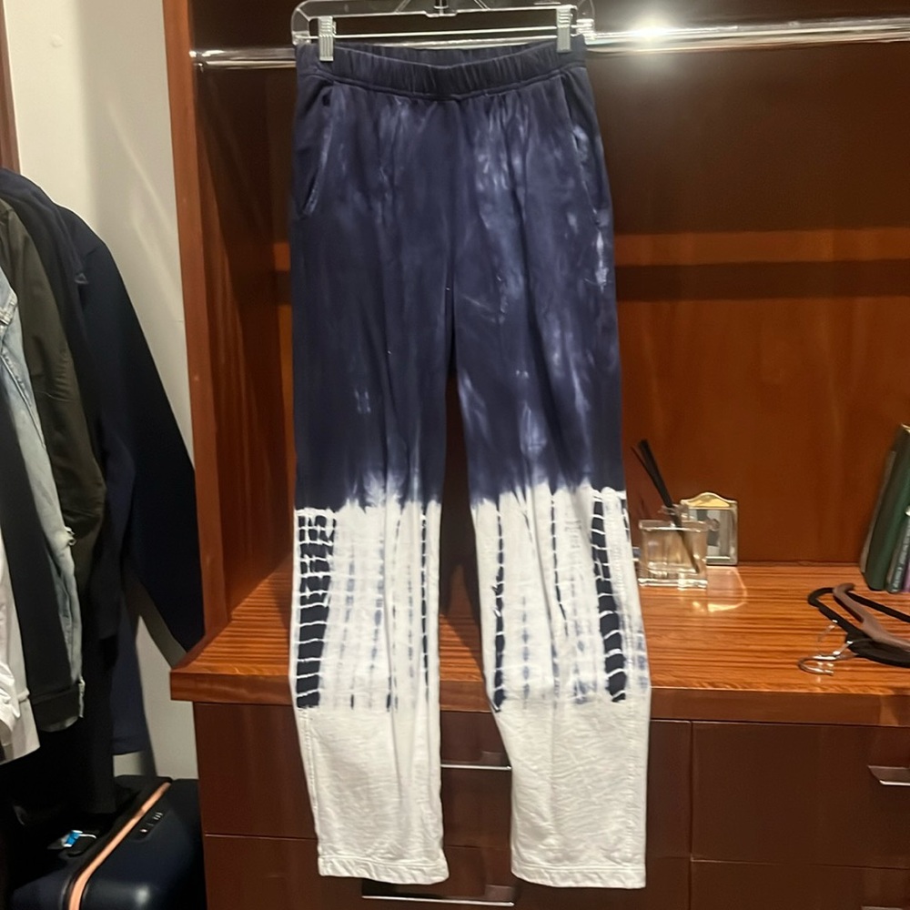 Designer and stylish tie-dyed cotton joggers